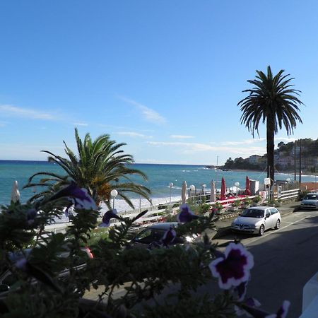 Blue Beach Bussana Nuova Eksteriør billede