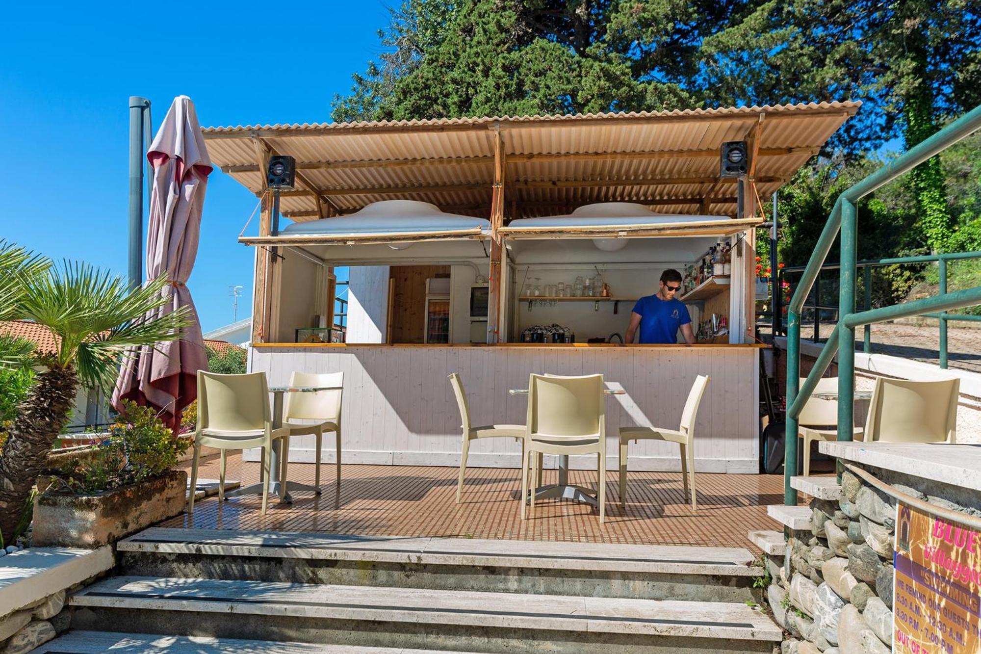 Blue Beach Bussana Nuova Eksteriør billede
