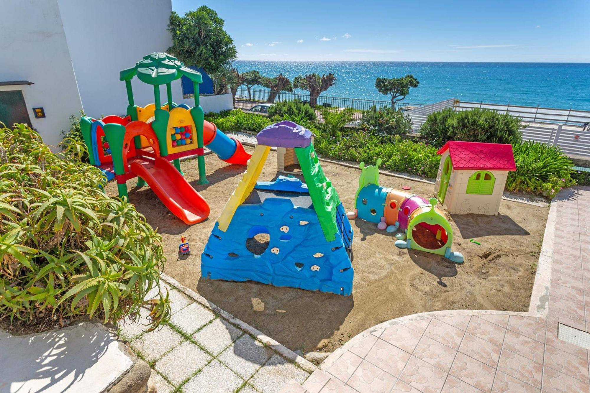Blue Beach Bussana Nuova Eksteriør billede