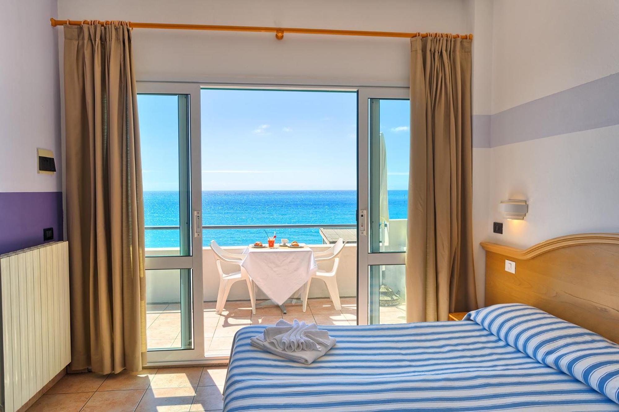 Blue Beach Bussana Nuova Eksteriør billede